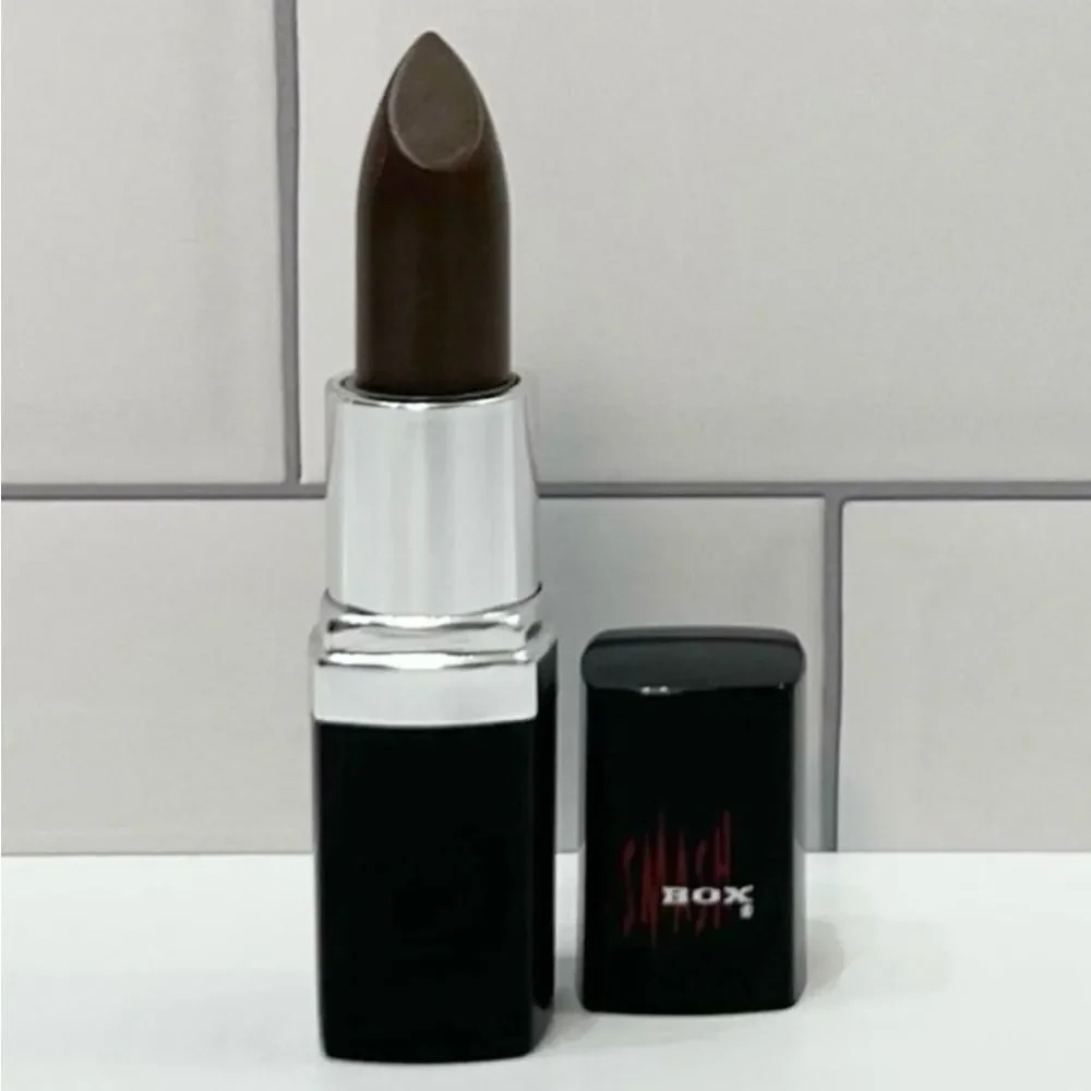 Smashbox 77 Smashing Snob Lipstick
